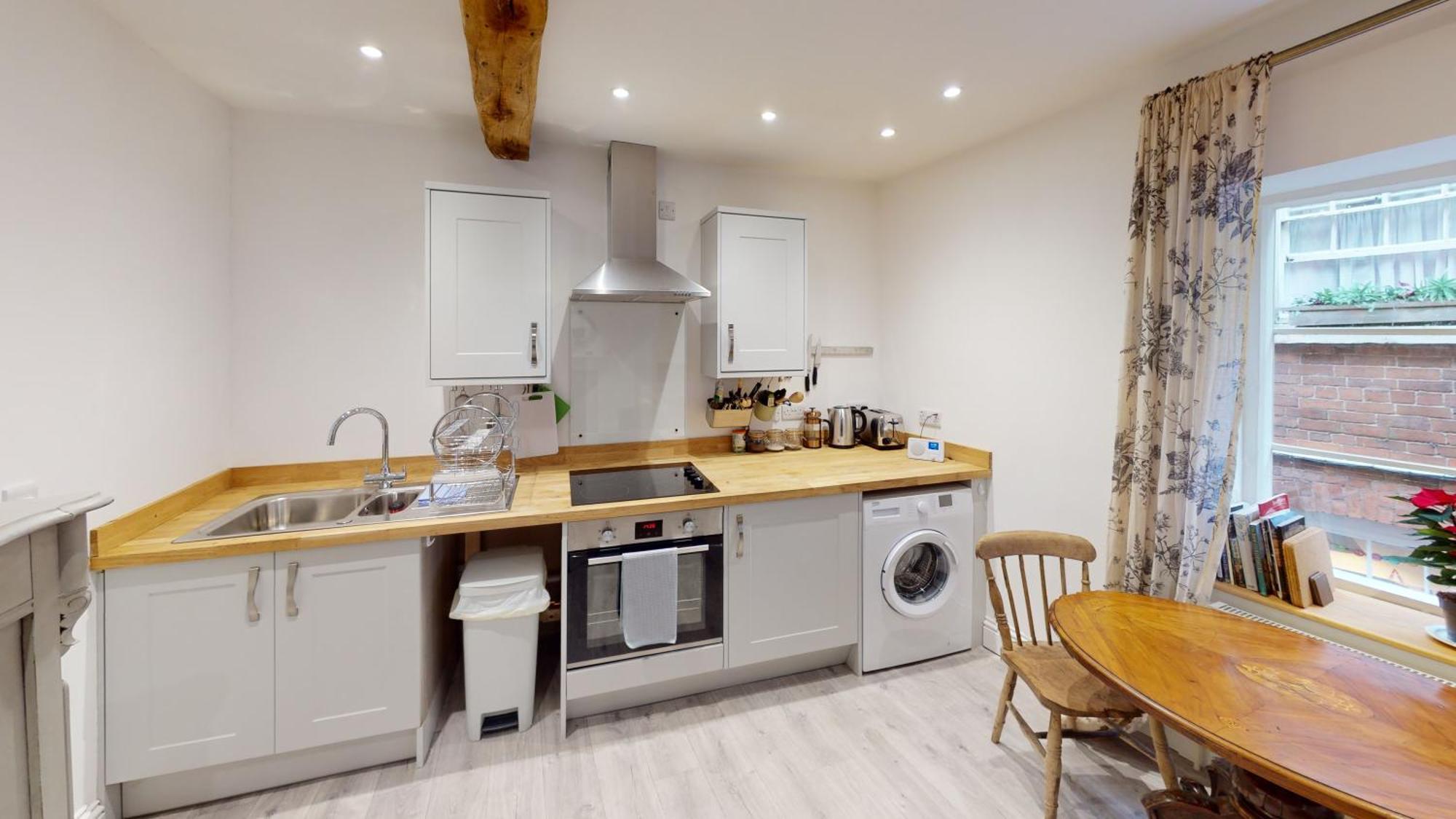 Ludlow Town Centre Apartments ภายนอก รูปภาพ