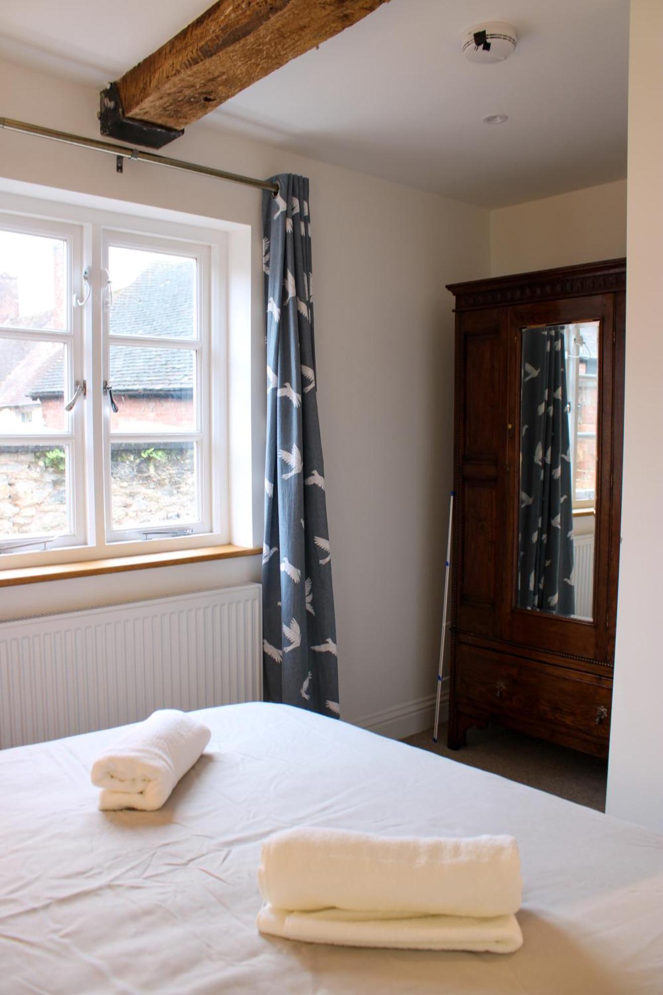 Ludlow Town Centre Apartments ภายนอก รูปภาพ