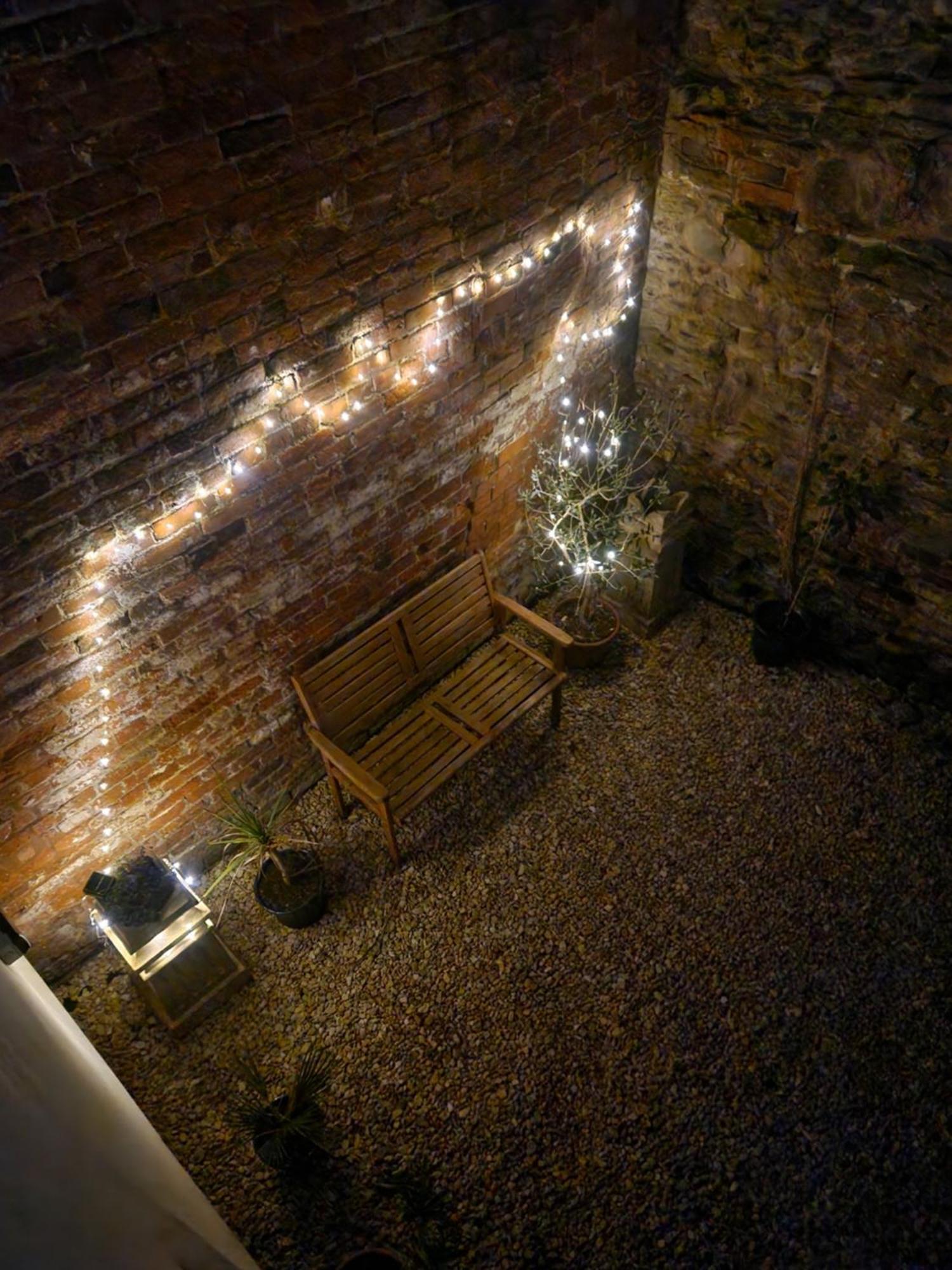 Ludlow Town Centre Apartments ภายนอก รูปภาพ